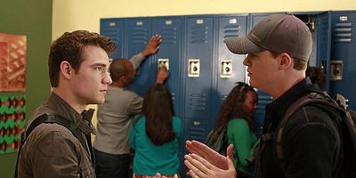 Poster der Serie Love Among the Ruins