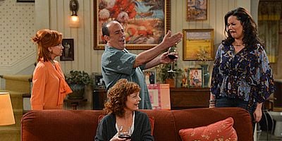 Poster der Serie Sex, Lies and Helicopters