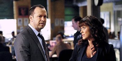 Poster der Serie Burning Bridges