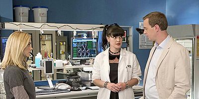 Poster der Serie Meister der Irreführung