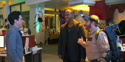 Poster der Serie E Is for Ectoplasm