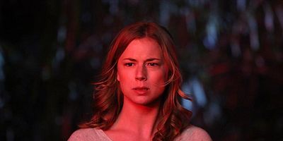 Poster der Serie Contact