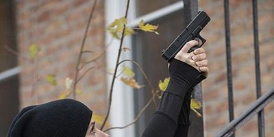 Poster der Serie Shouldn't Have Been Alone