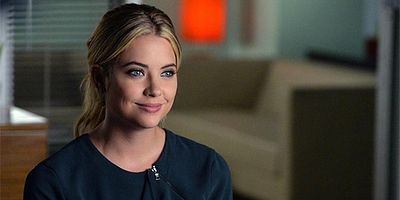 Poster der Serie Out, Damned Spot