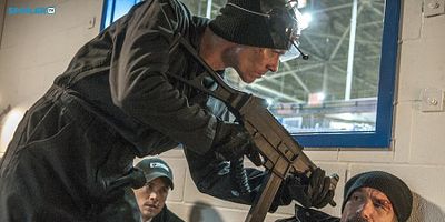 Poster der Serie What Puts You On That Ledge