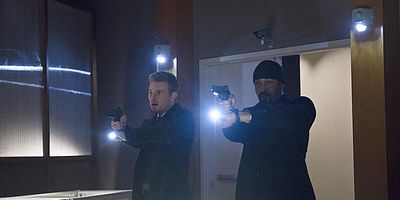 Poster der Serie Mit vereinten Kräften