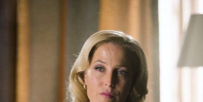 Poster der Serie ...And the Woman Clothed with the Sun