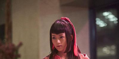 Poster der Serie Under the Mask