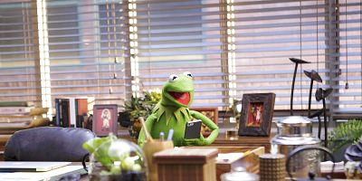 Poster der Serie Bear Left Then Bear Write