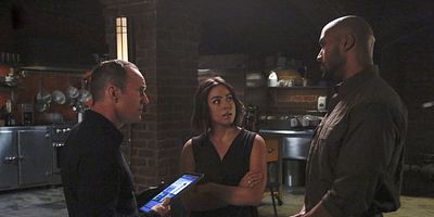 Poster der Serie Inhuman gesucht