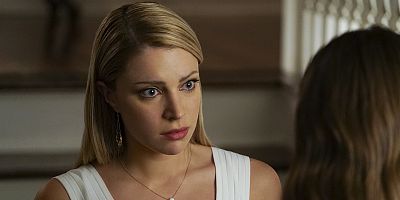 Poster der Serie Hold Me, Thrill Me, Kiss Me