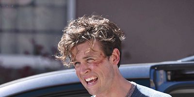 Poster der Serie How to Survive Your Loveable Jackass