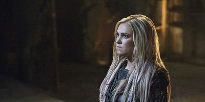 Poster der Serie Ye Who Enter Here