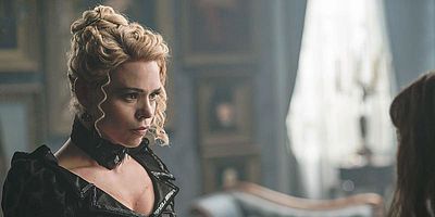 Poster der Serie Predators Far and Near