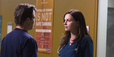 Poster der Serie Between a Rock and a Hard Place