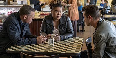 Poster der Serie All Cylinders Firing