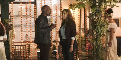 Poster der Serie Spirochete and Santeria