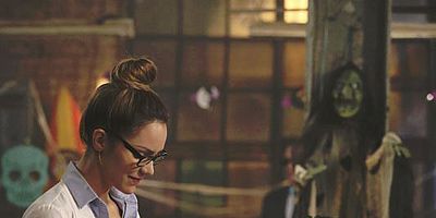 Poster der Serie Bat Poop Crazy