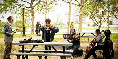 Poster der Serie How the Sausage Is Made