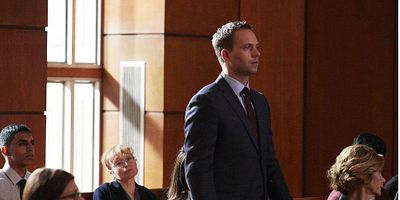 Poster der Serie Teeth, Nose, Teeth