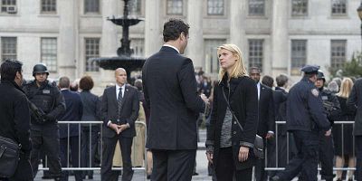 Poster der Serie Die Söhne und der Krieg