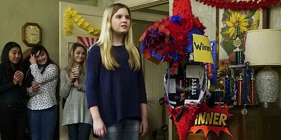 Poster der Serie Geburtstag, Grillen und neue Schuhe