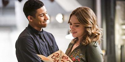 Poster der Serie Angriff auf Central City