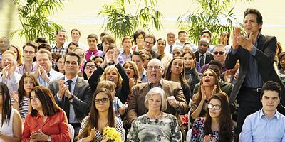 Poster der Serie The Graduates