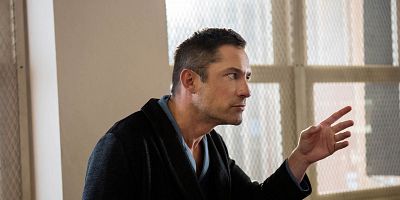 Poster der Serie Help Me