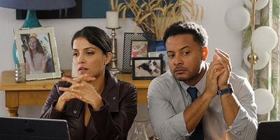 Poster der Serie Girl on a Train