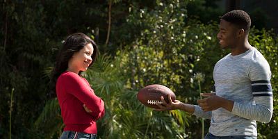 Poster der Serie Chasing Waterfalls