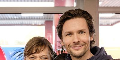 Poster der Serie Überraschung