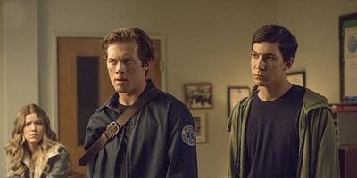 Poster der Serie Strangers