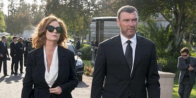 Poster der Serie Time Takes A Cigarette