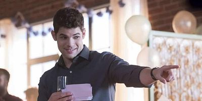 Poster der Serie Far From The Tree