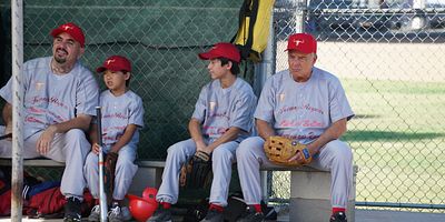 Poster der Serie A League of Her Own