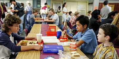 Poster der Serie Rockets, Communist, and The Dewey Decimal System