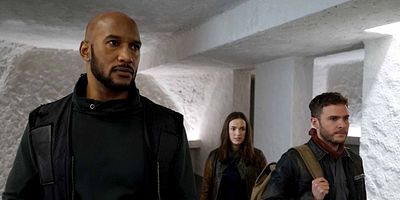 Poster der Serie In einem anderen Land