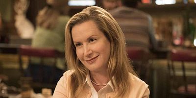 Poster der Serie We Need to Talk About Evan