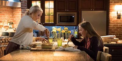 Poster der Serie Where the Night Goes