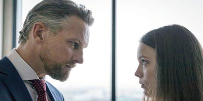 Poster der Serie Alte Schulden