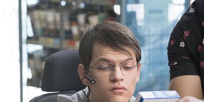 Poster der Serie E-I- EIGHTEEN