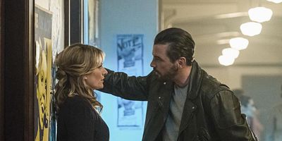 Poster der Serie Chapter Thirty: The Noose Tightens