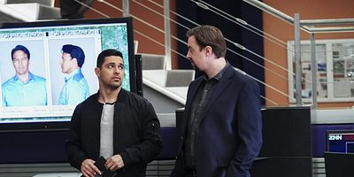 Poster der Serie Die Leiche auf dem Dach