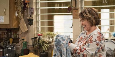 Poster der Serie Roseanne Gets the Chair