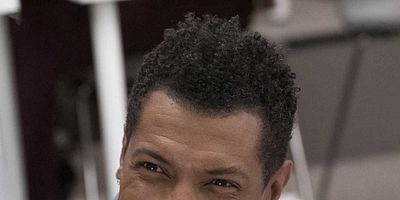 Poster der Serie Back & Forth