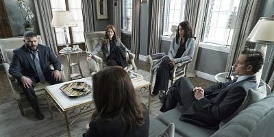 Poster der Serie Over a Cliff