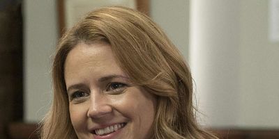 Poster der Serie Letting Ghost