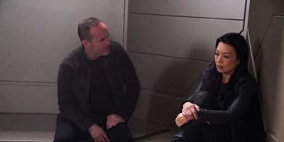 Poster der Serie Die Macht der Schwerkraft