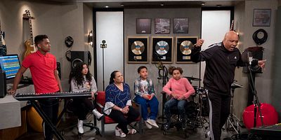 Poster der Serie Sip Stop Hooray